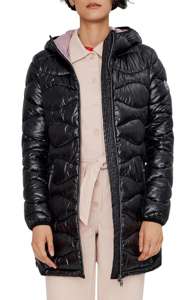 NOIZE WAVY QUILTED PACKABLE HOODED PUFFER COAT PORTIA