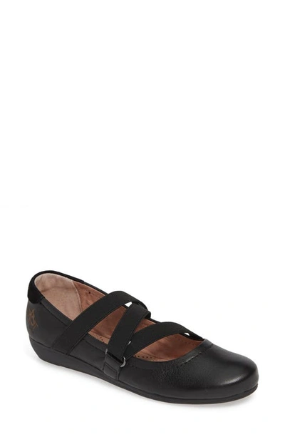 Otbt Anora Flat In Black Leather