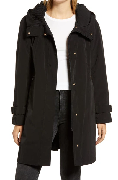 Gallery Pleated Collar Raincoat With Liner In Black
