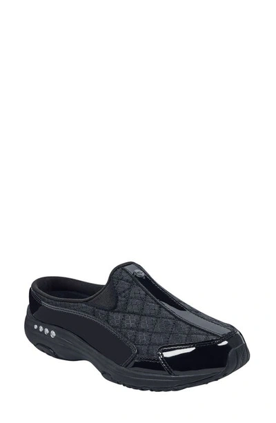 Easy Spirit Traveltime Classic Clogs - Wide In Black/silver Patent In Black Quilted