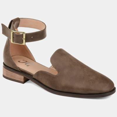 Journee Collection Collection Women's Wide Width Loreta Flat In Brown