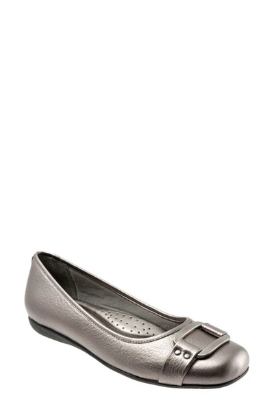Trotters Sizzle Signature Mary Jane Flat Women's Shoes In Pewter
