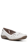 Lifestride Diverse Flat In White Sand Faux Leather
