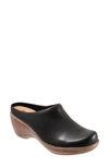 Softwalkr Madison Clog In Black Leather