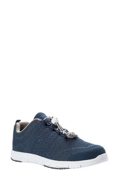 Propét Travelwalker Evo Mesh Sneaker In Blue