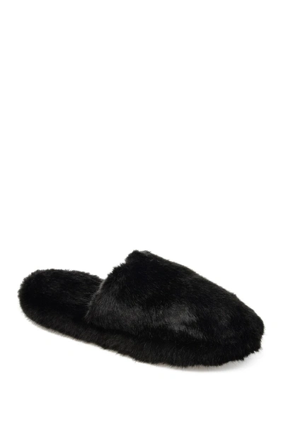 Journee Collection Cozey Faux Fur Slipper In Black