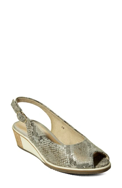 Vaneli Baise Slingback Sandal In Opal Rockefeller Suede