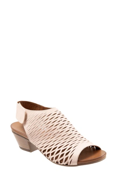 Bueno Women's Lacey Heel Sandals Women's Shoes In Pale Pink Leather