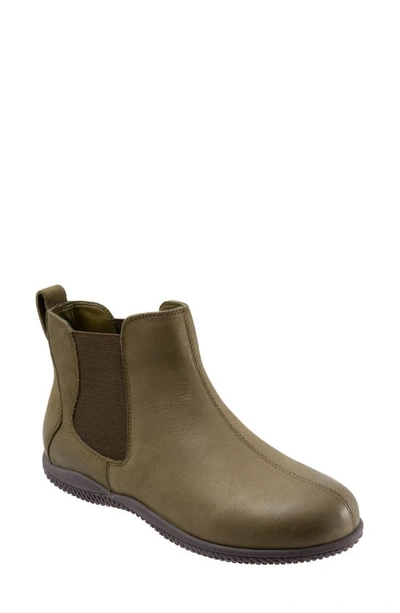 Softwalkr Highland Chelsea Boot In Olive Leather