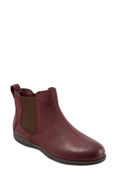 Softwalkr Highland Chelsea Boot In Wine Leather