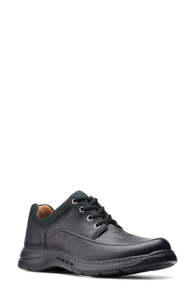 Clarksr Unstructured Brawley Moc Toe Derby In Black Tumbled Leather