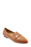 Trotters Emotion Loafer In Carmel Leather