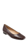 Trotters Honor Flat In Dark Brown Croc Leather