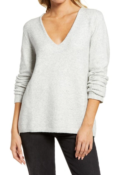 Treasure & Bond V-neck Sweater In Grey Light Heather