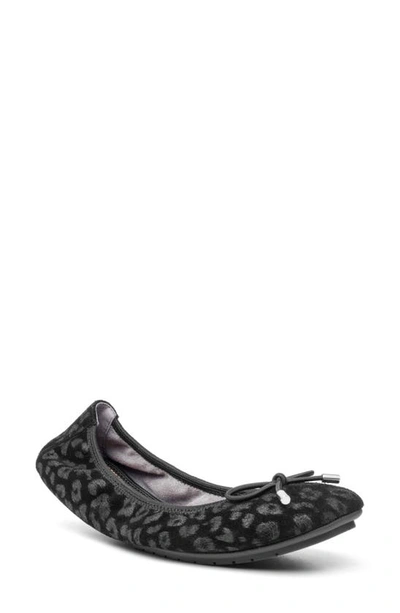 Me Too 'halle 2.0' Ballet Flat In Black Foil Print Leopard