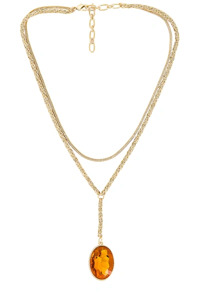 Amber Sceats Lariat Pendant Necklace In Gold
