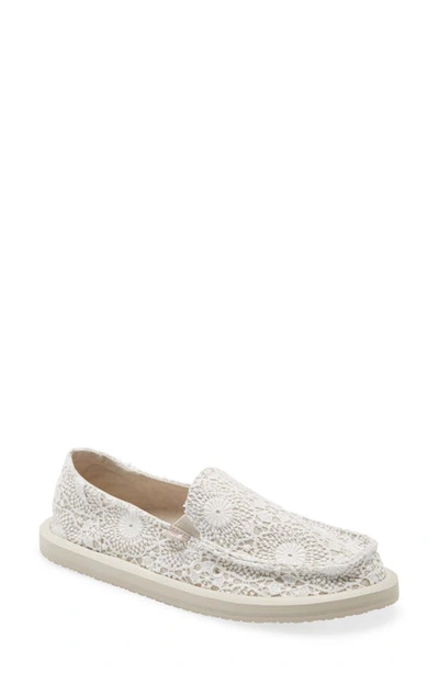 Sanuk Donna Crochet Sneaker In White / Oatmeal