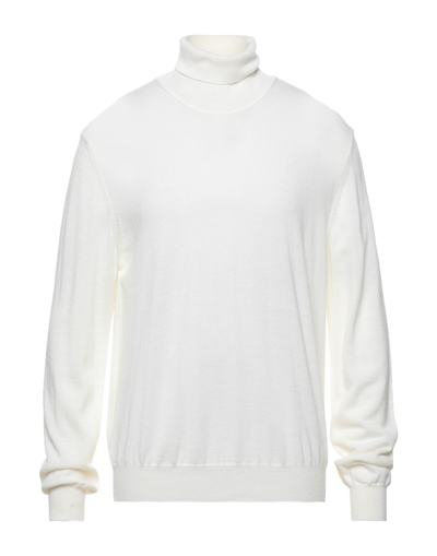 Vneck Turtlenecks In White