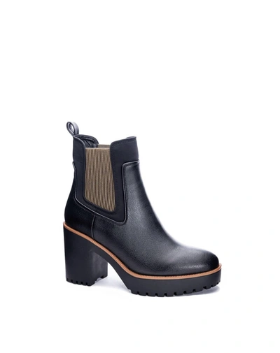 Chinese Laundry Good Day Chelsea Boot In Black