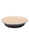 Le Creuset 9-inch Stoneware Pie Dish In Oyster