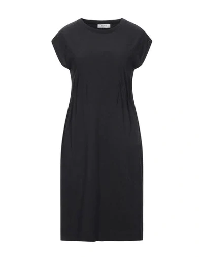 Alpha Studio Knee-length Dresses In Black
