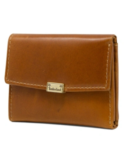 Timberland Women's Snap Billfold Indexer Wallet In Cognac