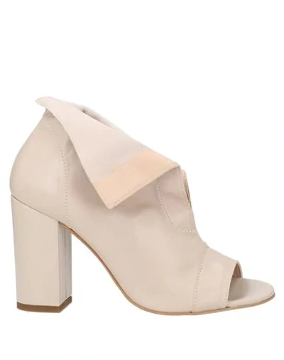 Formentini Ankle Boots In Beige