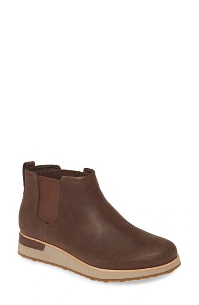 Merrell Roam Leather Chelsea Boot In Bracken Leather