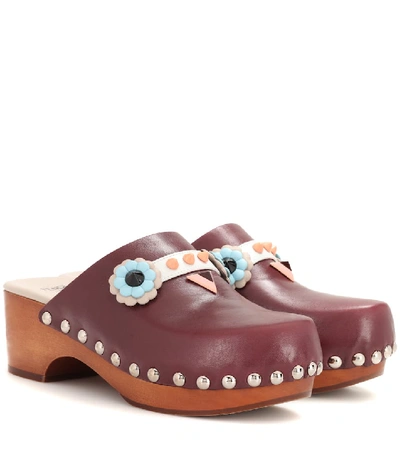 Fendi Embellished Leather Clogs In Red