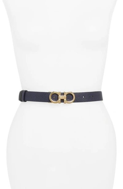 Ferragamo Gancini Reversible Leather Belt In Navy/ Nero