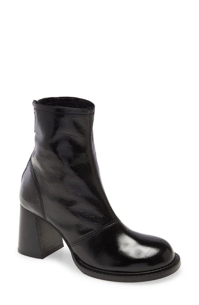 Topshop Milo Block Heel Bootie In Black