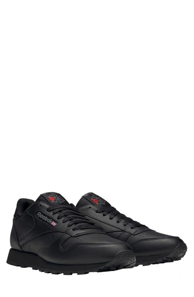Reebok Classic Leather Sneaker In Black