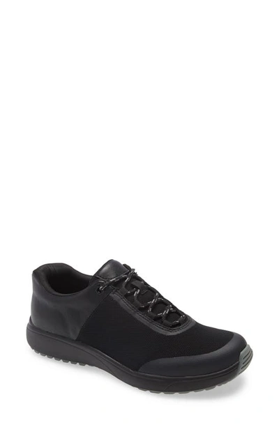 Traq By Alegria Jaunt Knit Trainer In Black Leather