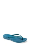 Fitflop Iqushion Flip Flop In Sea Blue