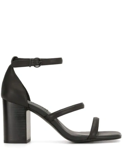 Senso Robbie Iv Sandals In Black