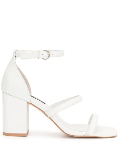 Senso Robbie Ix Sandals In White