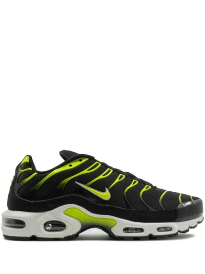 Nike Air Max Plus Sneakers In Black