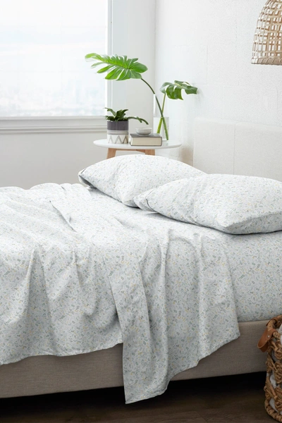 Ienjoy Home Home Collection Premium Ultra Soft Wildflower Pattern 4-piece Bed Sheets Set In Light Blue