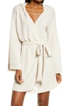 Socialite Waffle Knit Hooded Short Robe In Oatmeal