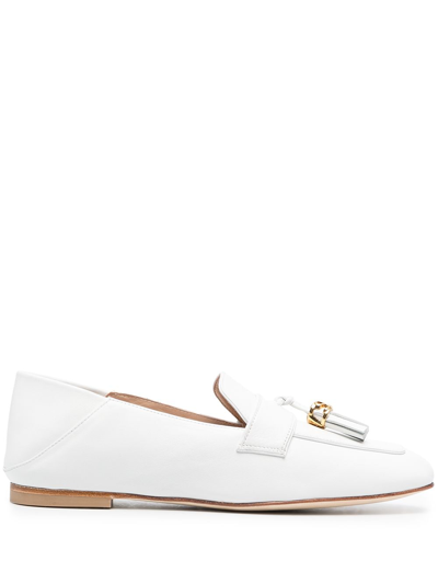 Stuart Weitzman "wylie Signature" Loafers In White