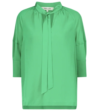 Diane Von Furstenberg Lynn Silk Crêpe De Chine Blouse In Green