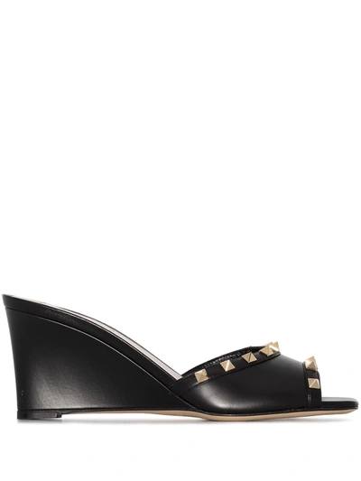 Valentino Garavani Black Rockstud 70 Leather Wedge Sandals In Nero