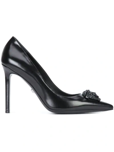 Versace Palazzo Medusa Pumps In Black