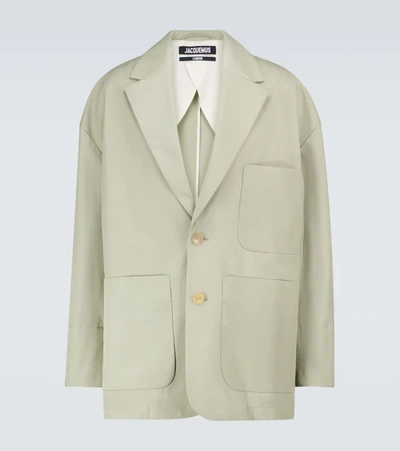 Jacquemus Novi Asymmetric Double-breasted Cotton Blazer In Green