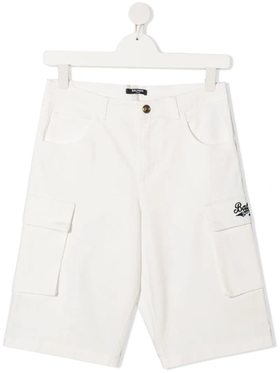 Balmain Teen Embroidered Logo Cargo Shorts In Bianco