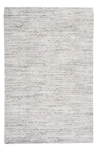 Chilewich Mosaic Geo Jacquard Indoor/outdoor Floor Mat In White/ Black