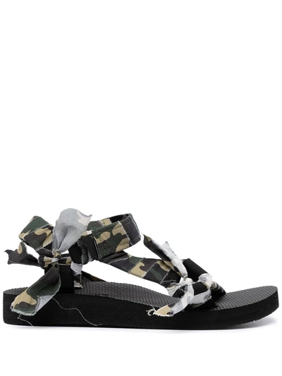 Arizona Love Trekky Camouflage Knotted Sandals In Green