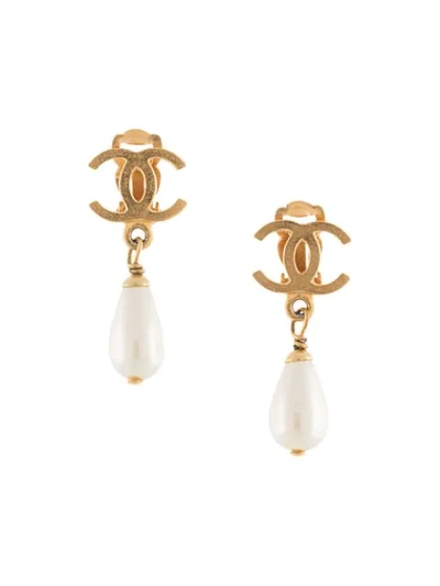 Pre-owned Chanel 1995 Cc Pearl-embellished Clip-on Earrings In Gold
