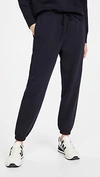 Vince Essential Joggers In Coastal