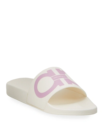 Ferragamo Groove Gancini Pool Slide Sandals In Weiss